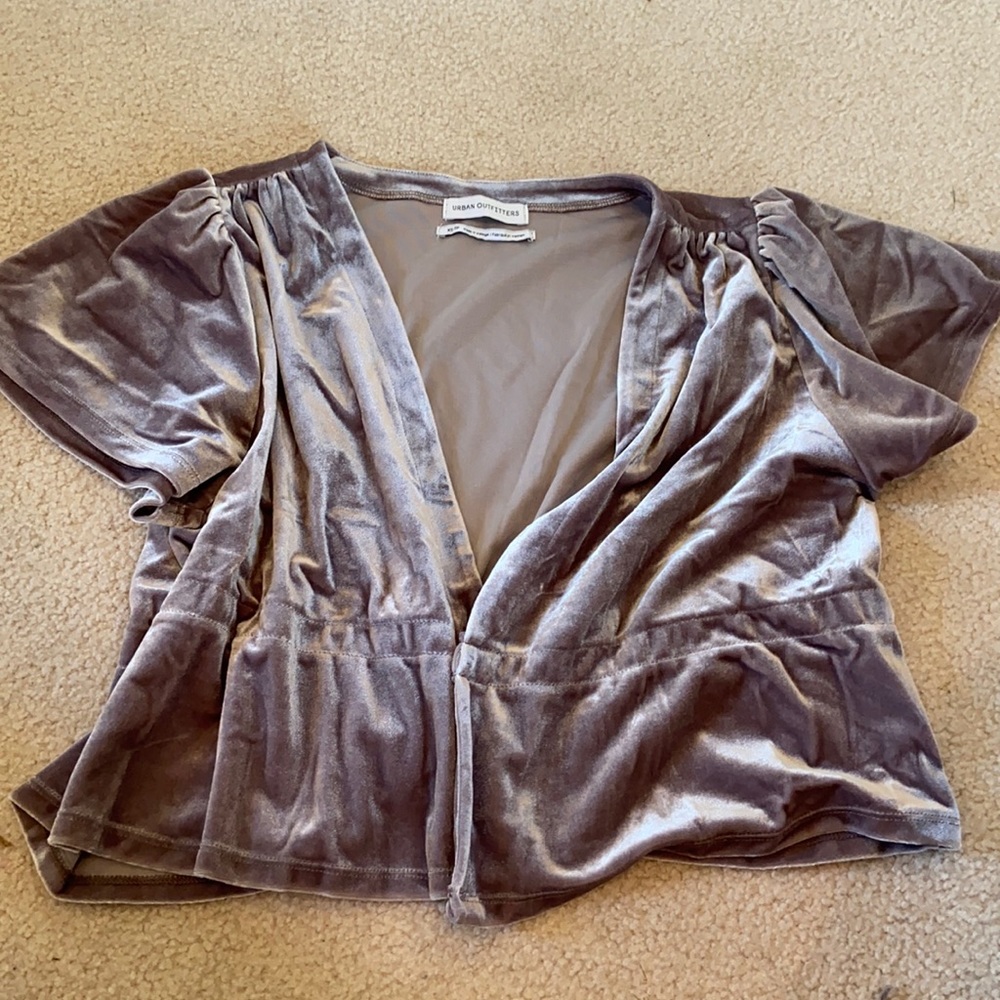 urban outfitters short sleeve top